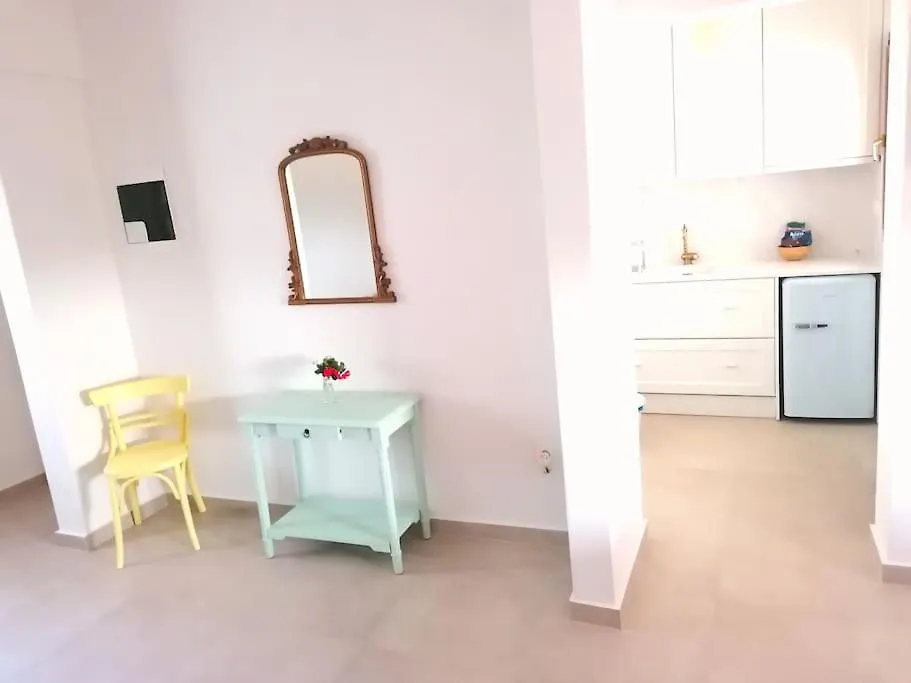Nicole'S Boutique Studio In Nikiti Grekland