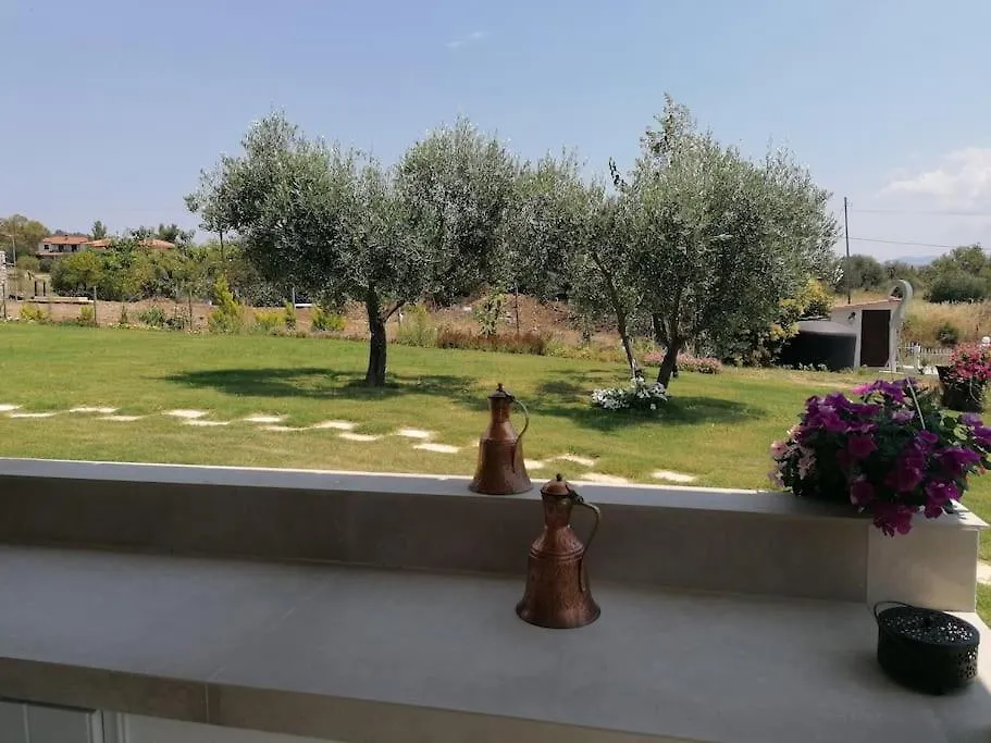 Nicole'S Boutique Studio In Nikiti
